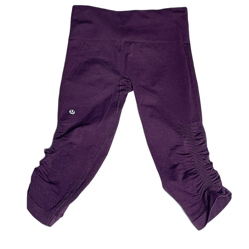 *Lululemon* Short Ruched In The Flow Leggings Maroon Rise 9” Inseam 16”  Sz 4